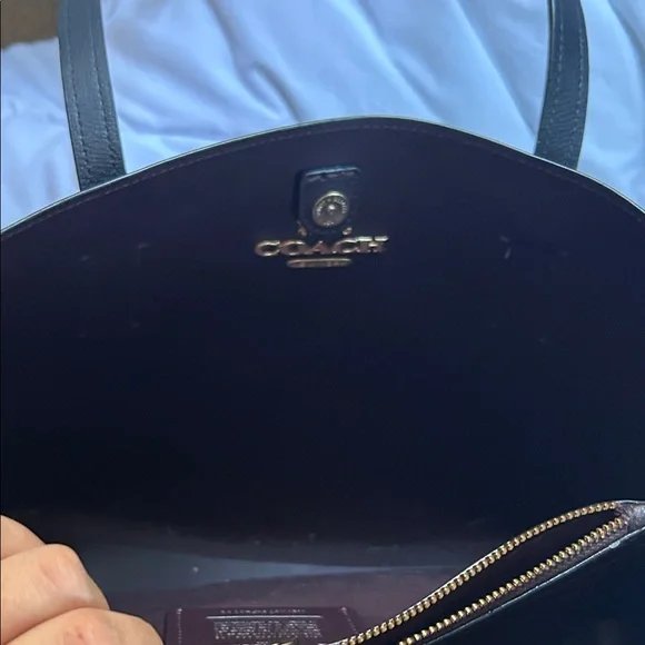 Coach Black Leather Tote with Gold Logo Plaque F48733 Avenue - Picture 10 of 12